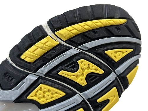 ASICS GEL-KAYANO 14 1203A961-100 black and yellow - Image 9
