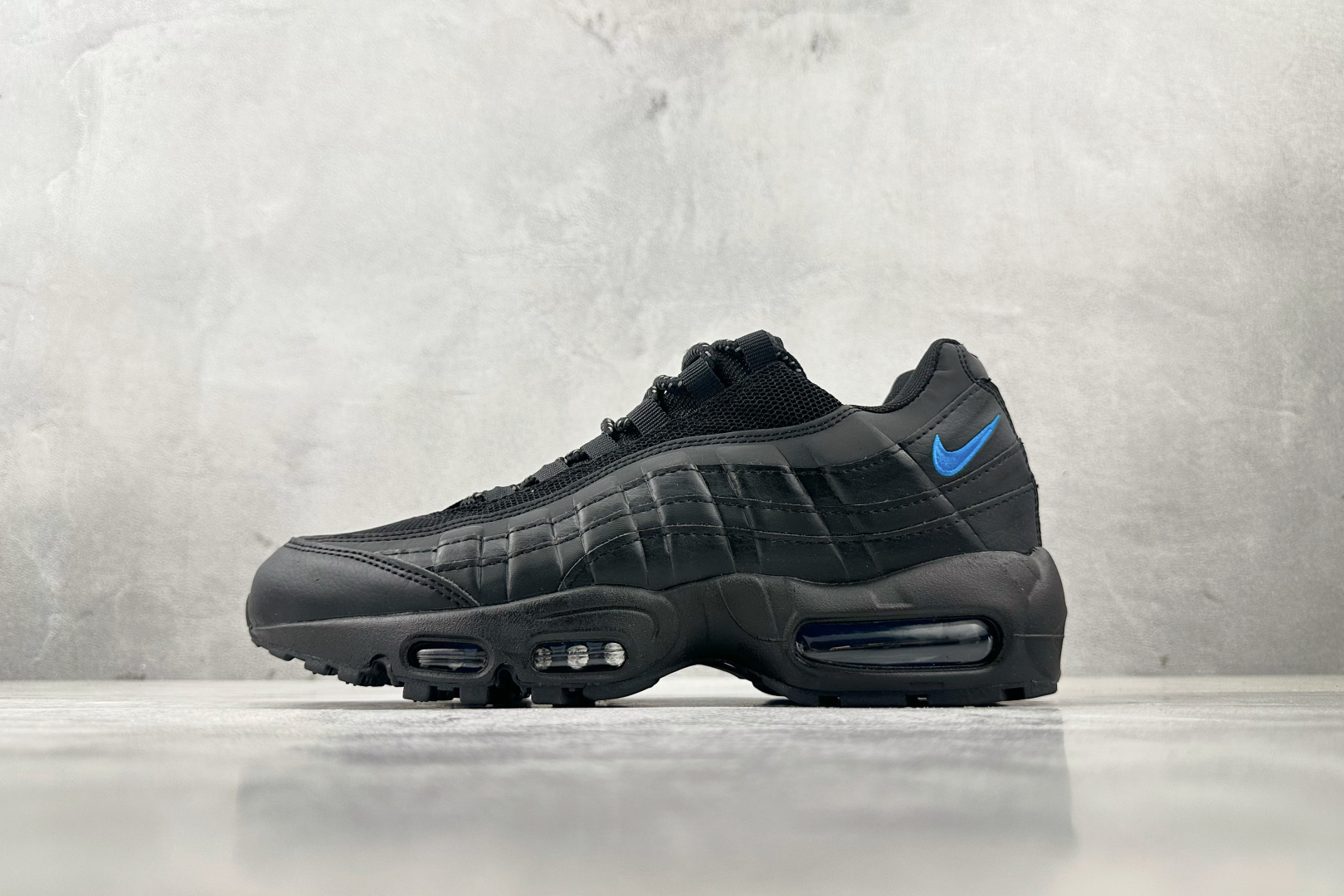 Nike Air Max 95 black DZ4511-001