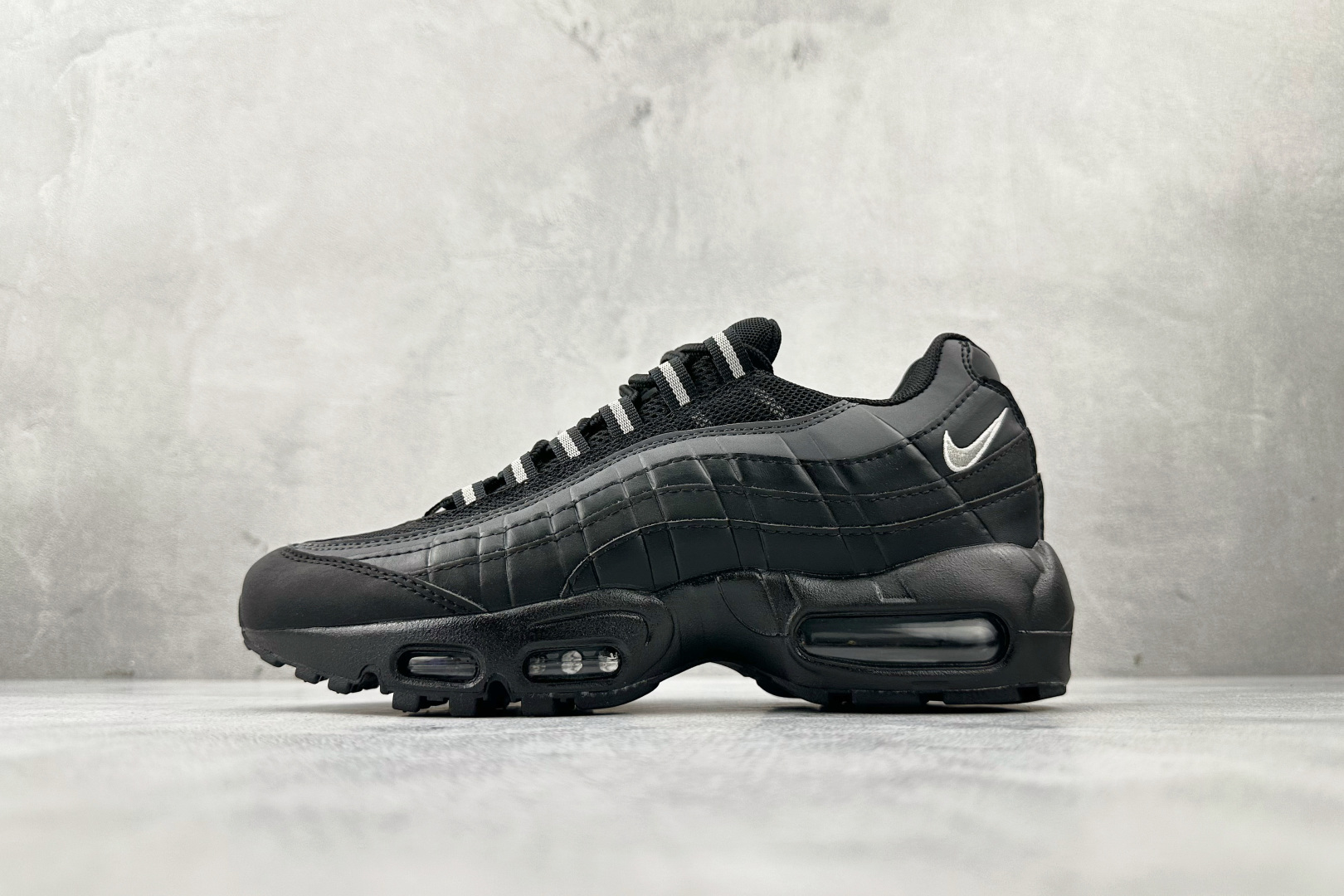 Nike Air Max 95 black HF0121-002