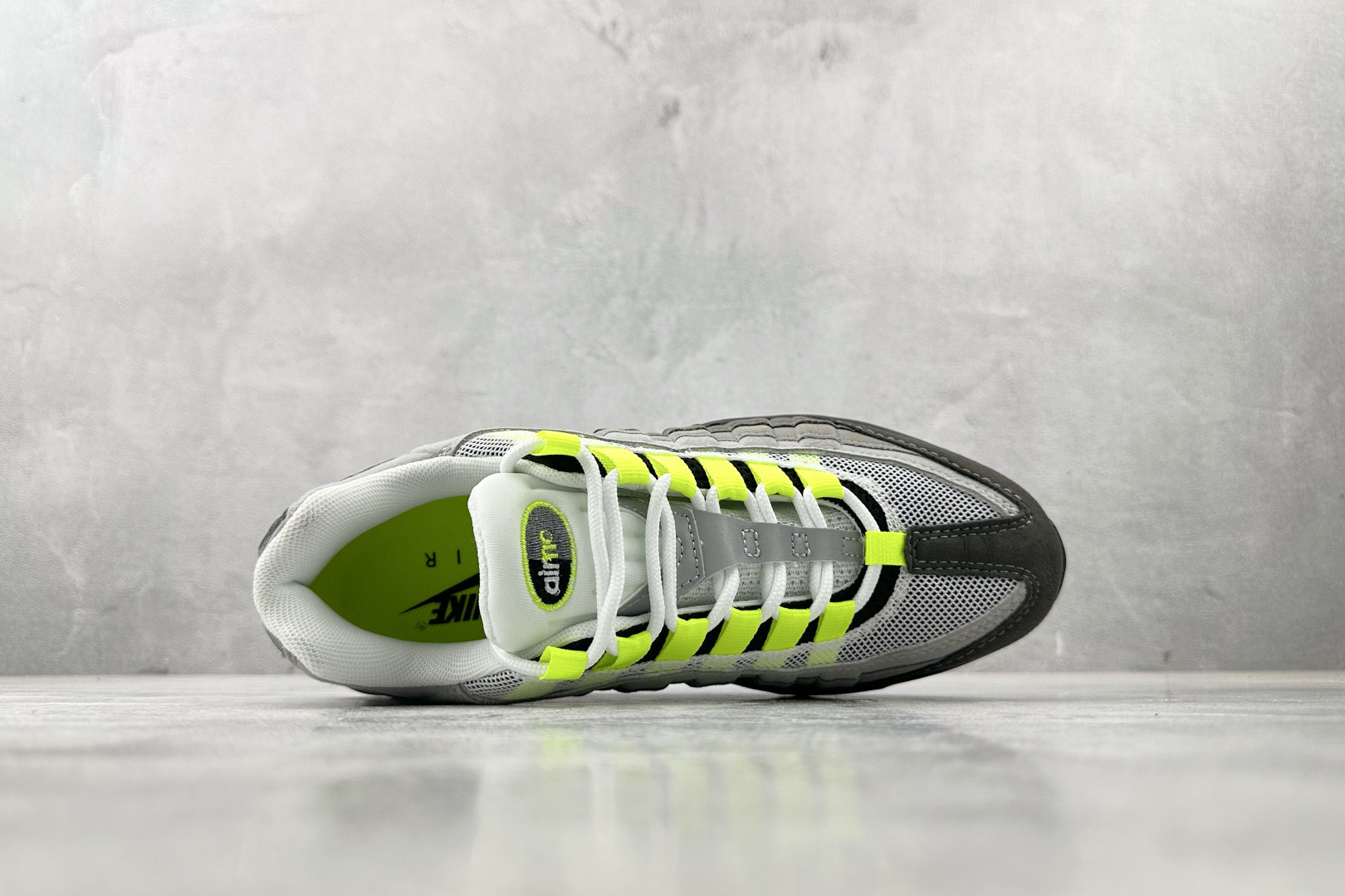 Nike Air Max 95 white, gray, black 554970-071 - Image 3
