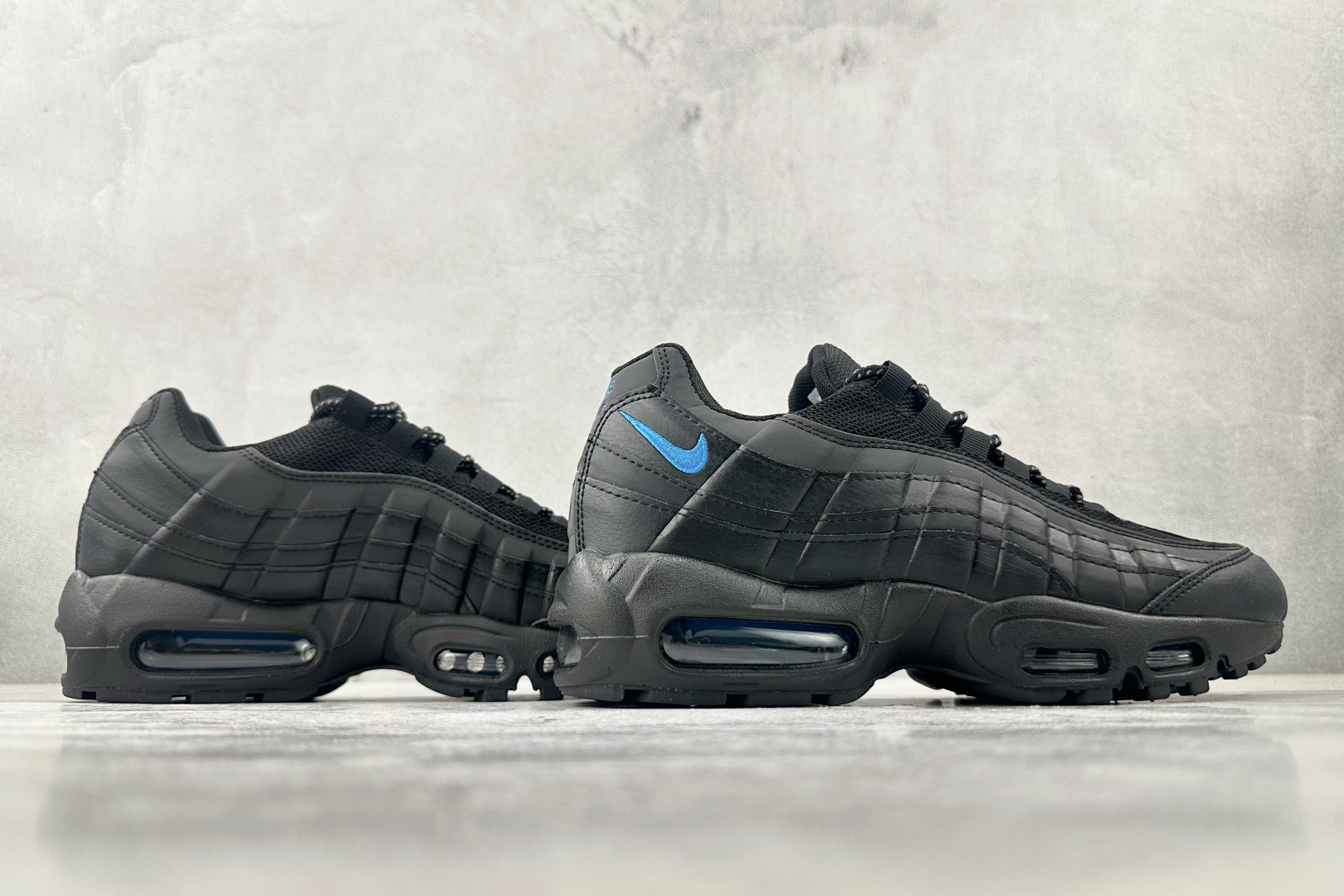 Nike Air Max 95 black DZ4511-001 - Image 6