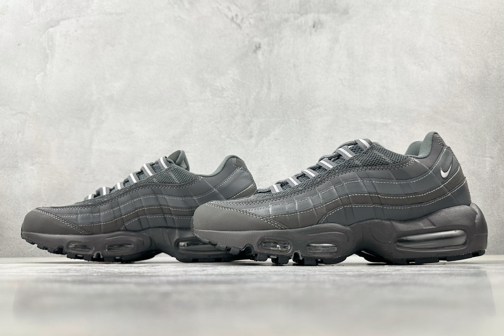 Nike Air Max 95 gray HF0121-001 - Image 5