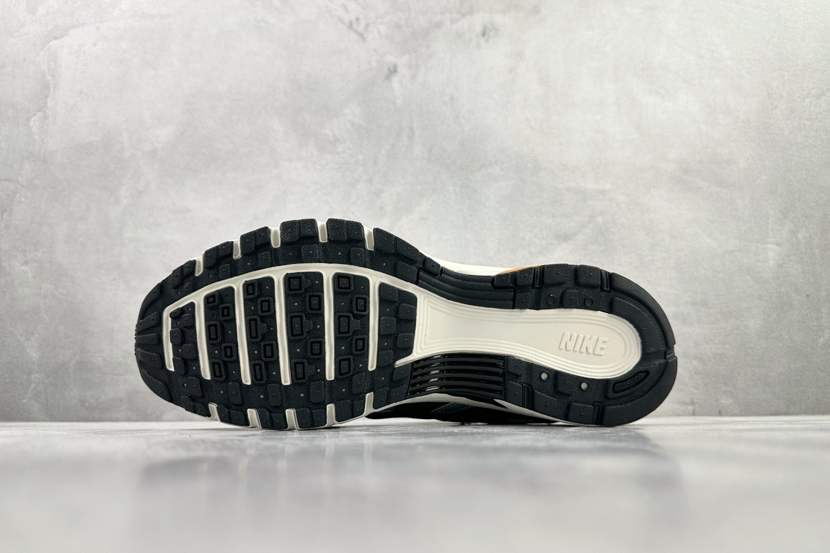Nike P-6000 Brown CD6404-204 - Image 4