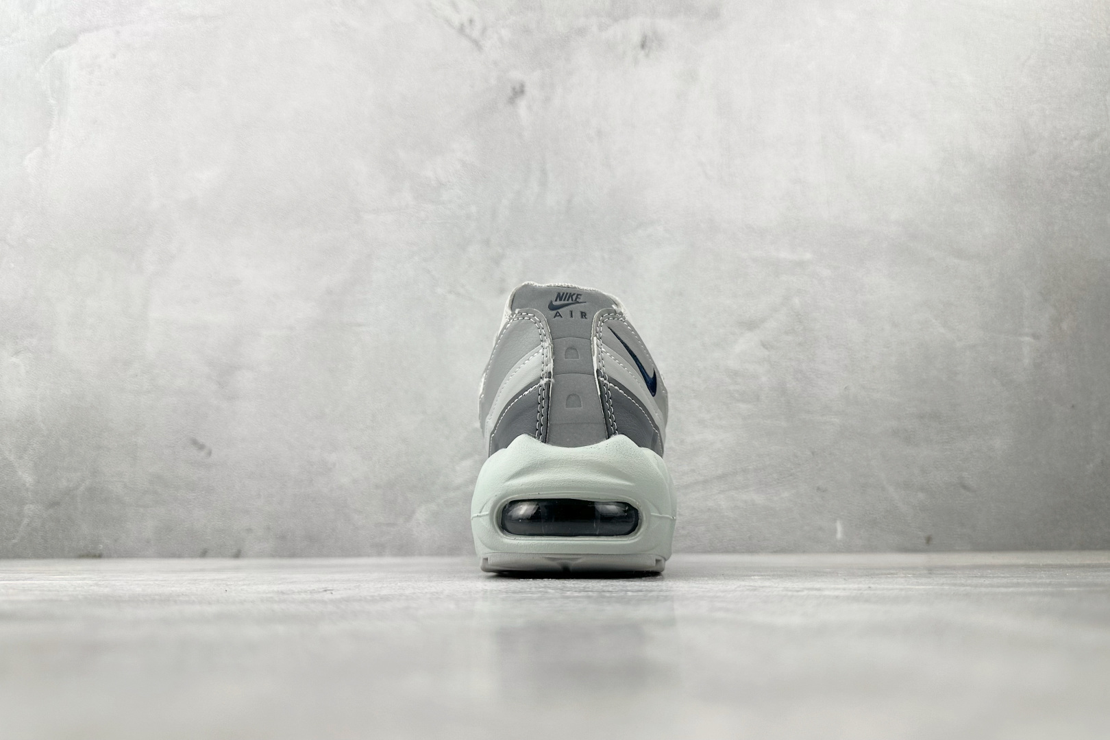 Nike Air Max 95 gray FD0663-001 - Image 8