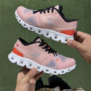 On Cloud X 3 pink 60.98691