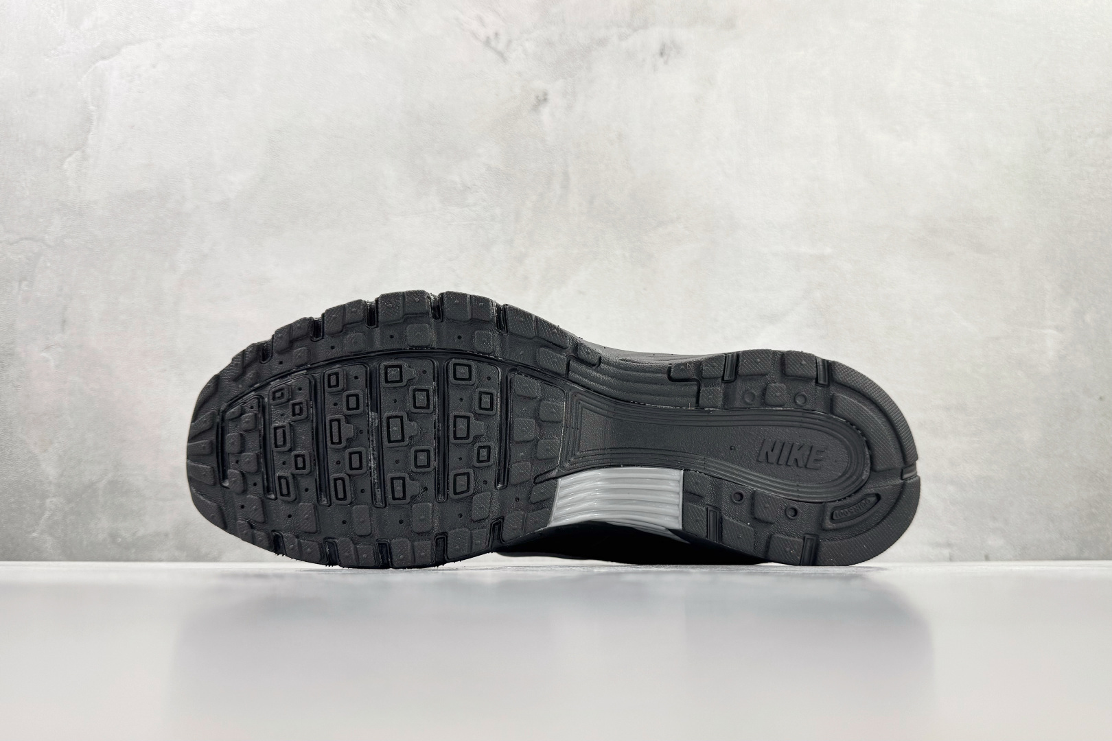 Nike P-6000 black IF6137-001 - Image 4
