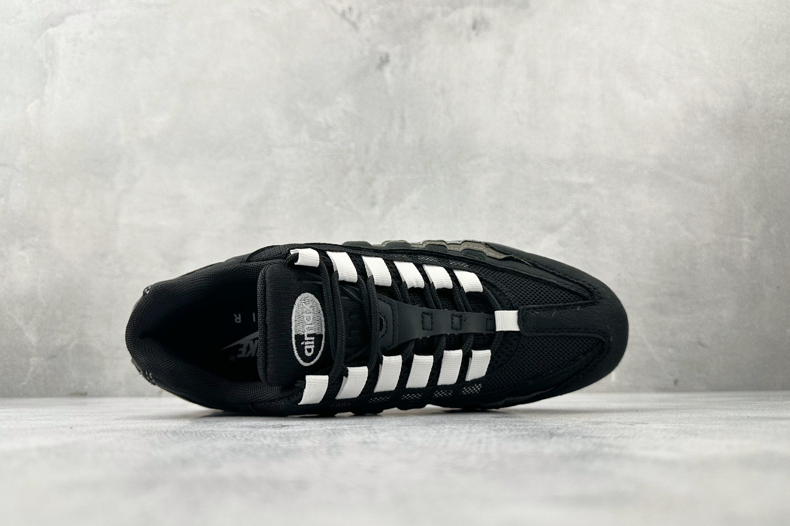 Nike Air Max 95 black Gray FV4710-003 - Image 3