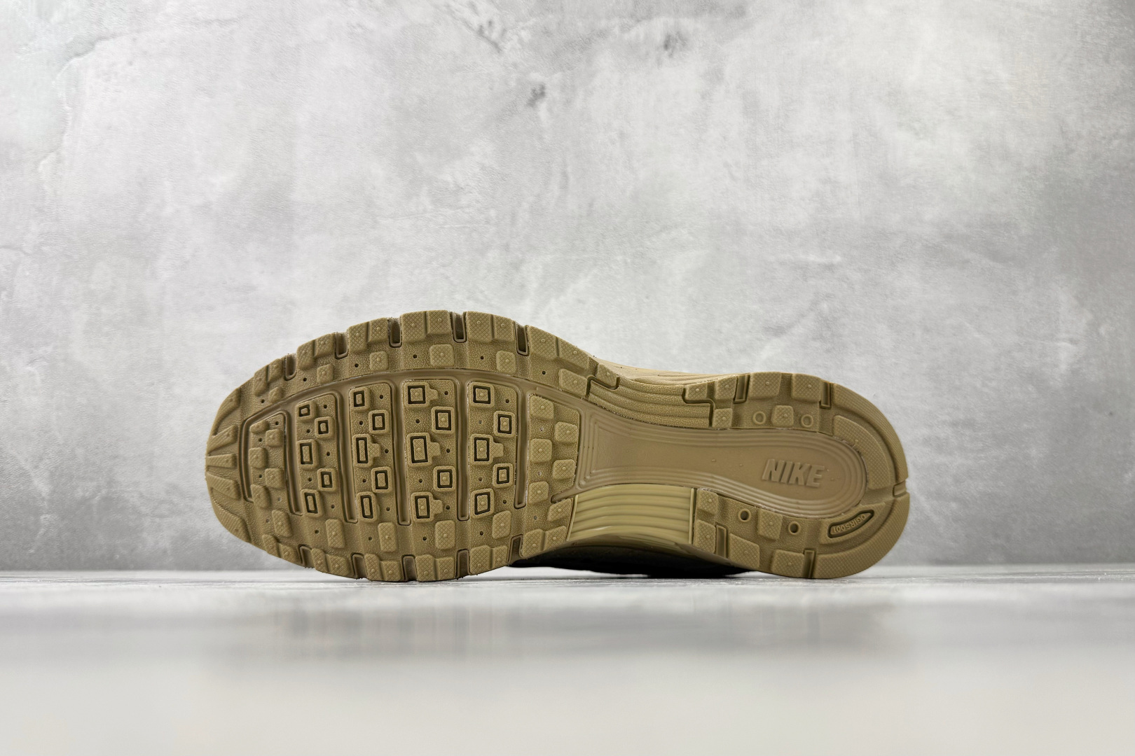 Nike P-6000 khaki IH0946-202 - Image 4