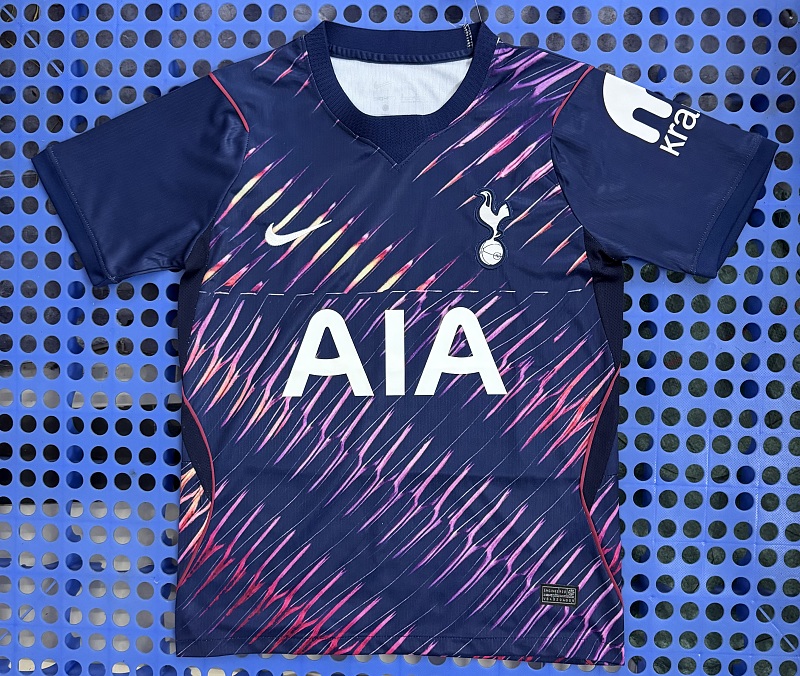 26-27 Season New Soccer Uniforms Home and Away Jerseys for Major Clubs Embroidered Fan Edition - Image 3