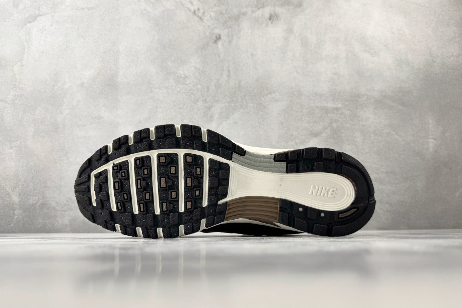 Nike P-6000 Brown BV1021-200 - Image 4