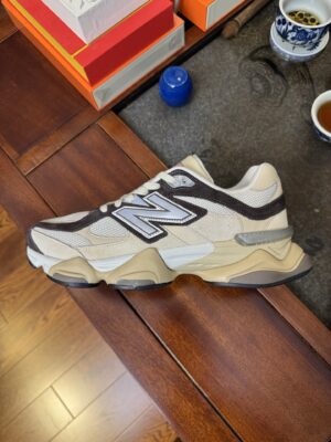 New Balance NB 9060 cream U9060FLP