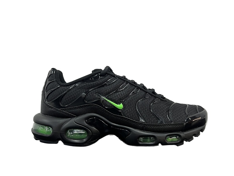 Nike Air Max DM0032-024 black and green