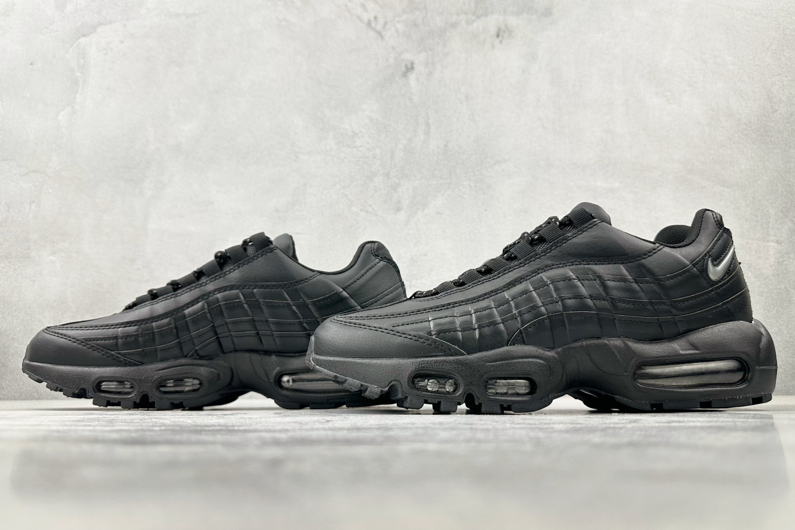 Nike Air Max 95 black FN7273-001 - Image 5
