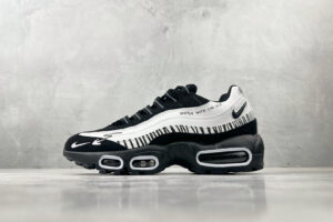 Nike Air Max 95 black DX4615-100