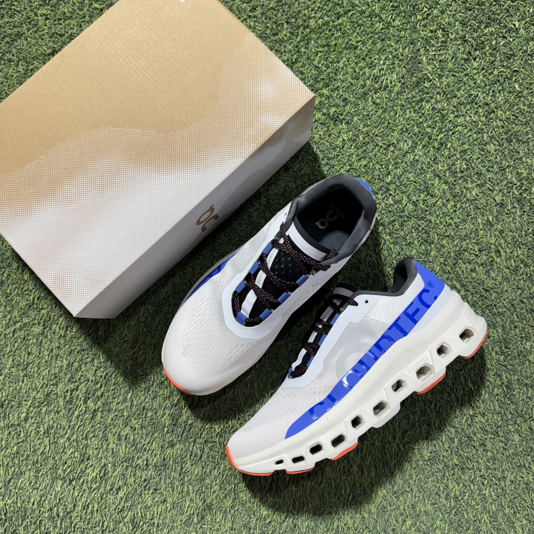 On Cloudmonster sports comfortable fashion trendy technology style fabric low top carbon plate long running running shoes - Image 9