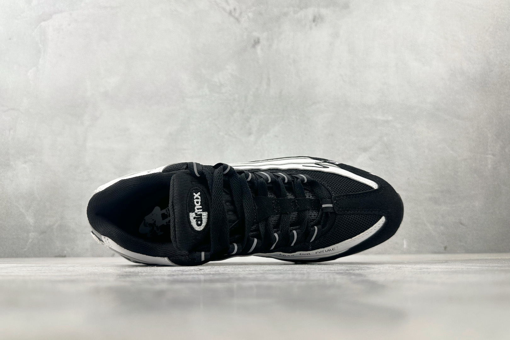 Nike Air Max 95 black DX4615-100 - Image 3