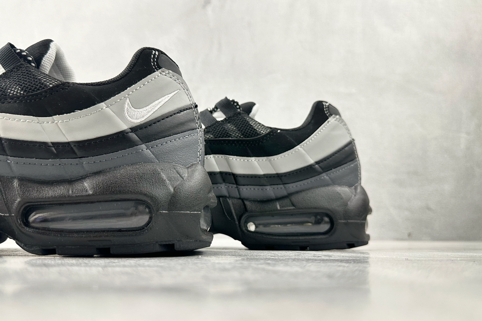 Nike Air Max 95 black Gray CT1805-001 - Image 7