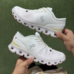 On Cloud X 4 white 3WE30071217