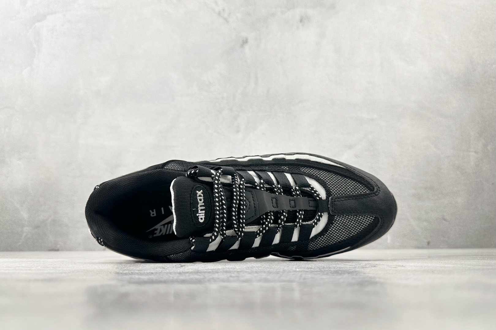Nike Air Max 95 black Gray CT1805-001 - Image 3