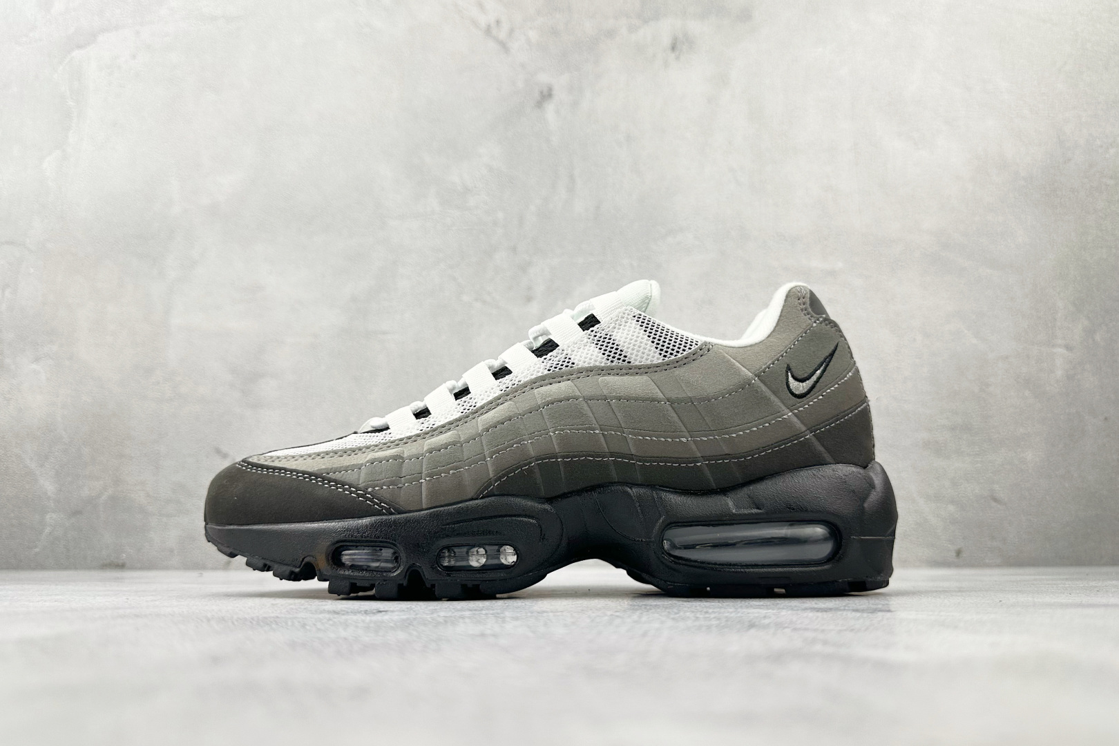Nike Air Max 95 gray and white FQ1235-002