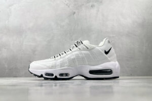Nike Air Max 95 black and white 609048-109