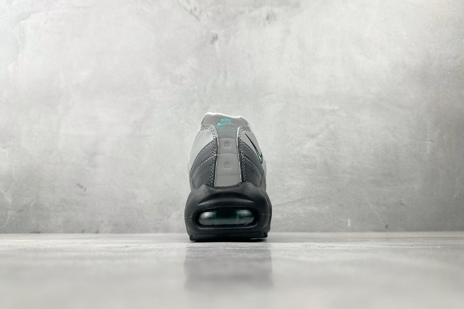 Nike Air Max 95 gray green DH8015-002 - Image 8