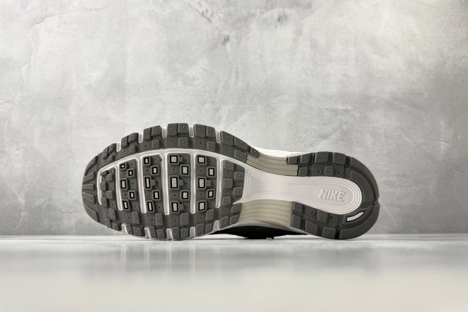 Nike P-6000 gray FN6 837 012 - Image 4