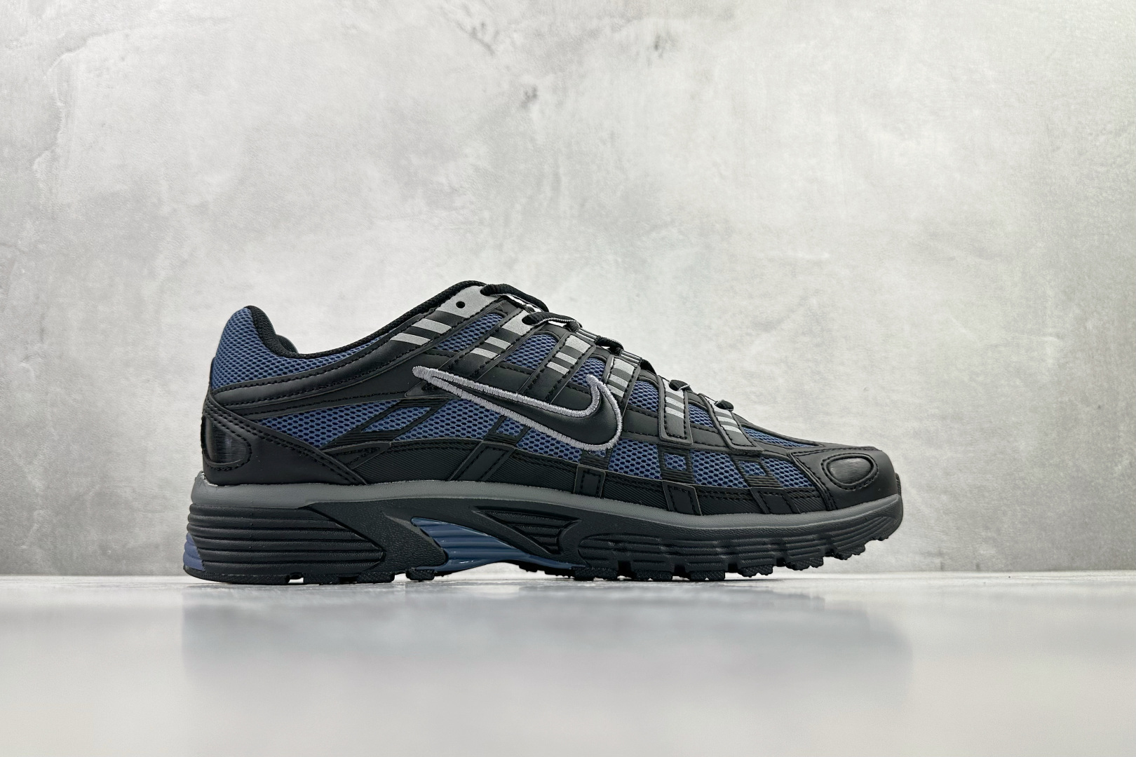 Nike P-6000 blue and black IQ0296-491 - Image 2