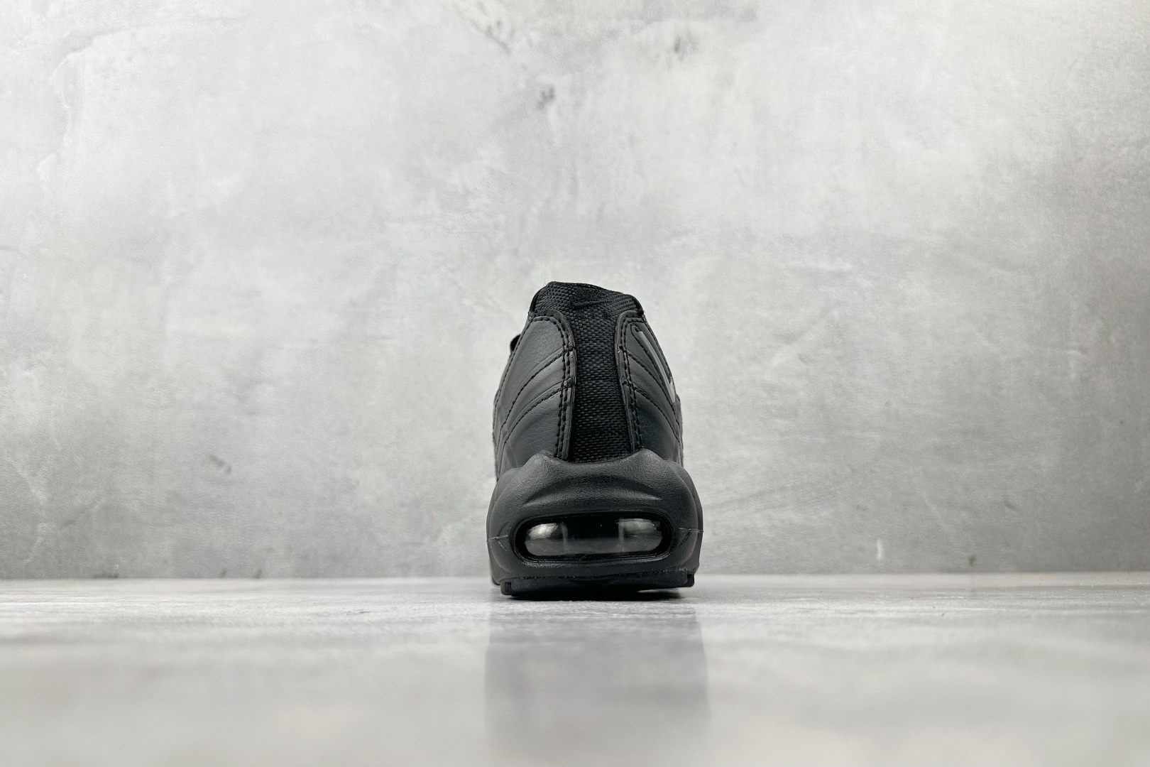 Nike Air Max 95 black FN7273-001 - Image 8