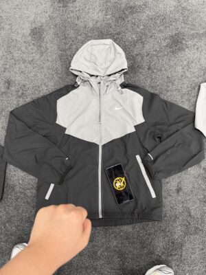 Nike Miller Hooded Jacket - Black and gray jacket, M