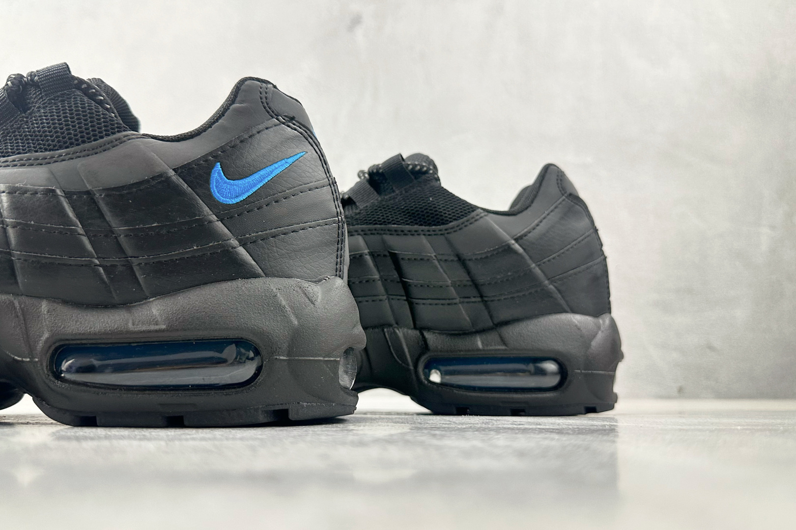 Nike Air Max 95 black DZ4511-001 - Image 7