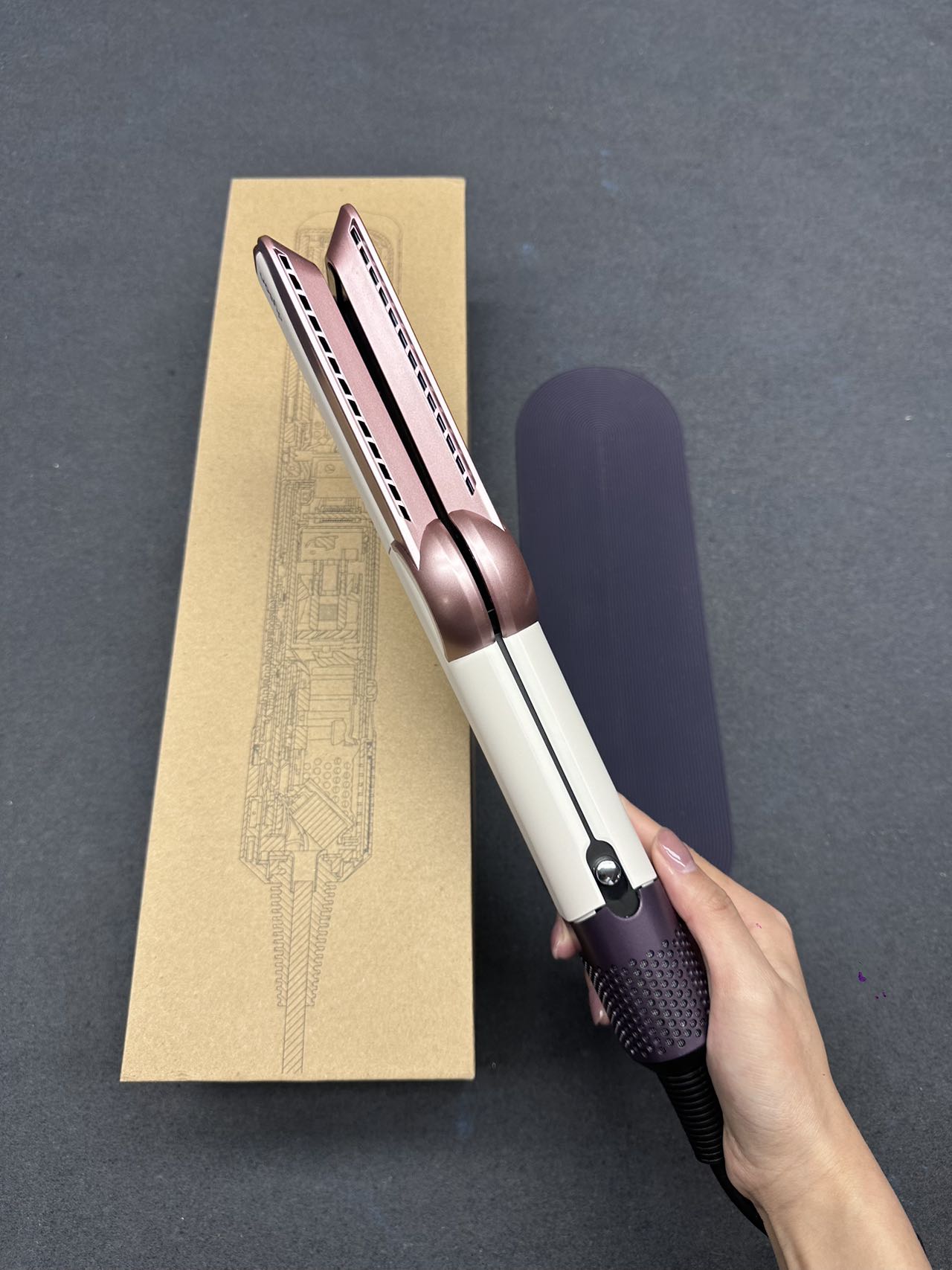 HT01 Airstrait Straightener - Image 2