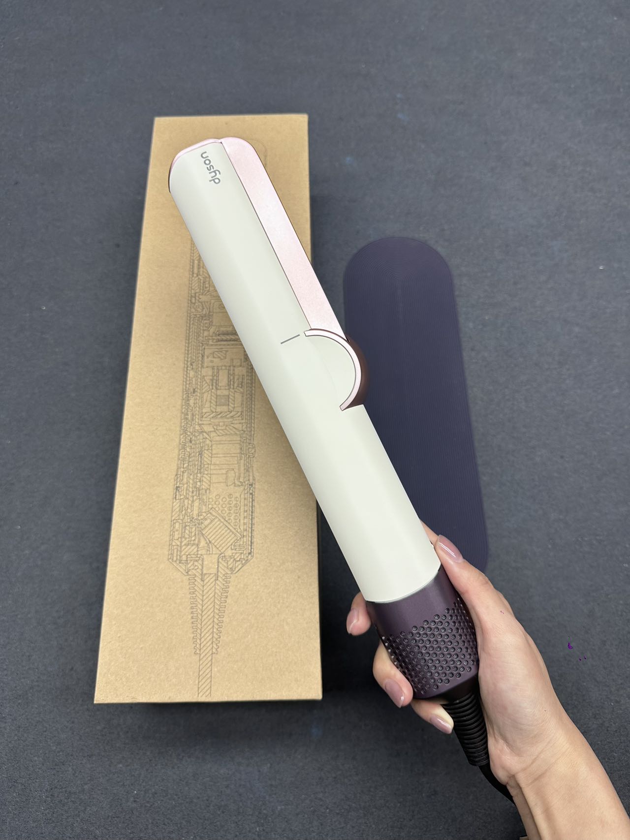 HT01 Airstrait Straightener - Image 3