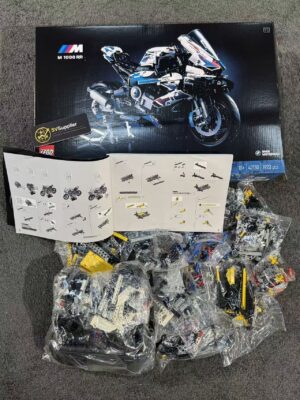 LEGO Technic 42130 BMW M 1000 RR Motorcycle