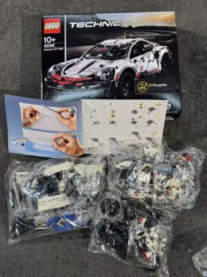 LEGO Technic 42096 Porsche 911 RSR