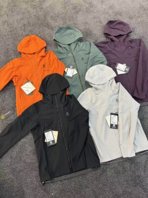 KAILAS Windproof Hooded Softshell Jacket