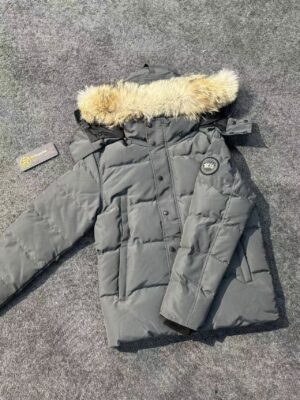 Canada Goose Fur Hood Puffer Down Winter Parka - Gray (Black Label), XS